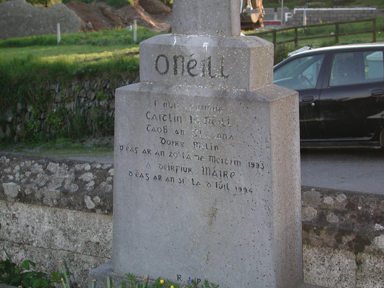 O'Neill gravestone in Gaelic.jpg 416.4K